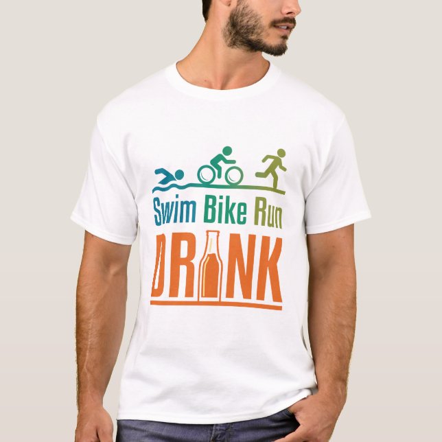 T-shirt Triathlon drôle de natation de vélo de course à pi (Devant)