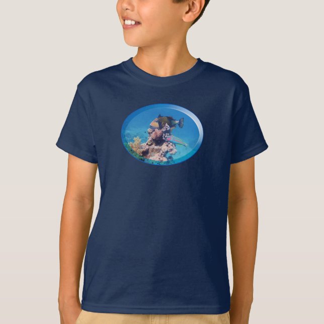 T-shirt Triggerfish at coral reef - Photographic Design |  (Devant)