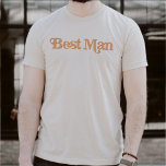 T-shirt TriXIE Retro 70's Thème Burnt Orange Best Man<br><div class="desc">Ce t-shirt homme de qualité présente une police rétro des années 70 avec une couleur orange crémeuse. Cette chemise fait le cadeau parfait pour toute la fête de mariage. Il suffit de chercher la collection Trixie pour trouver tout le texte de coordination. 💜 COULEURS SONT ÉDITABLES ! Cliquez sur "modifier...</div>