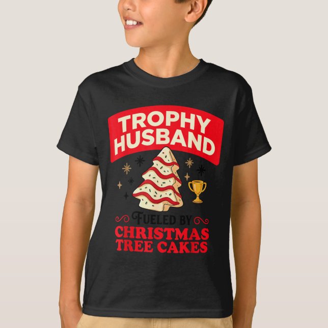 T-shirt Trophy Retro Husband Fueled By Christmas Tree Cake (Devant)