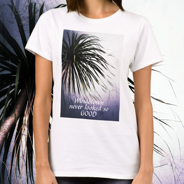 T-shirt Tropical Chic Palm Tree soufflé au vent (Créateur téléchargé)