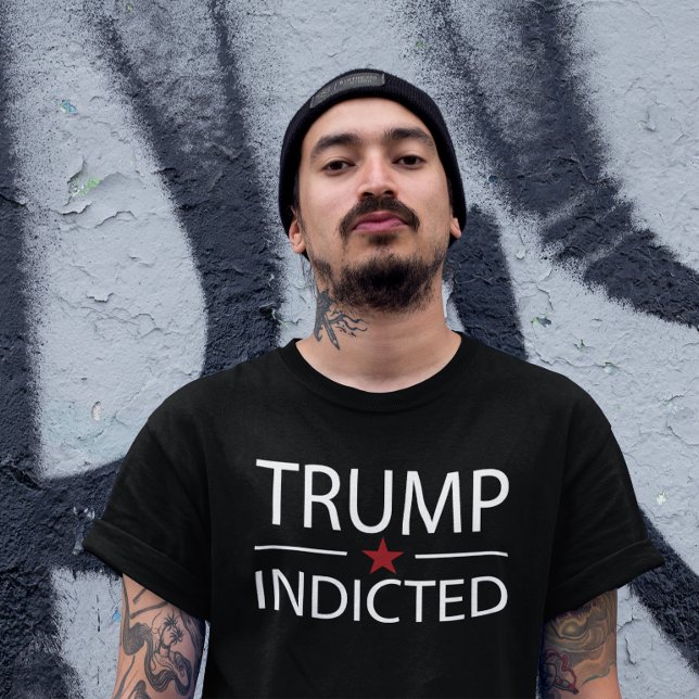 T-shirt Trump a accusé Trump d'être anti-Donald (Créateur téléchargé)