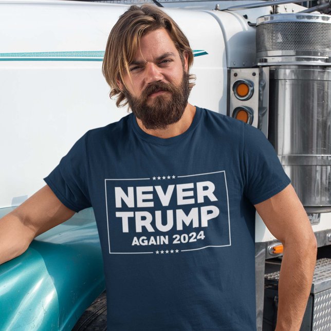 T-shirt Trump et 2024 (Créateur téléchargé)
