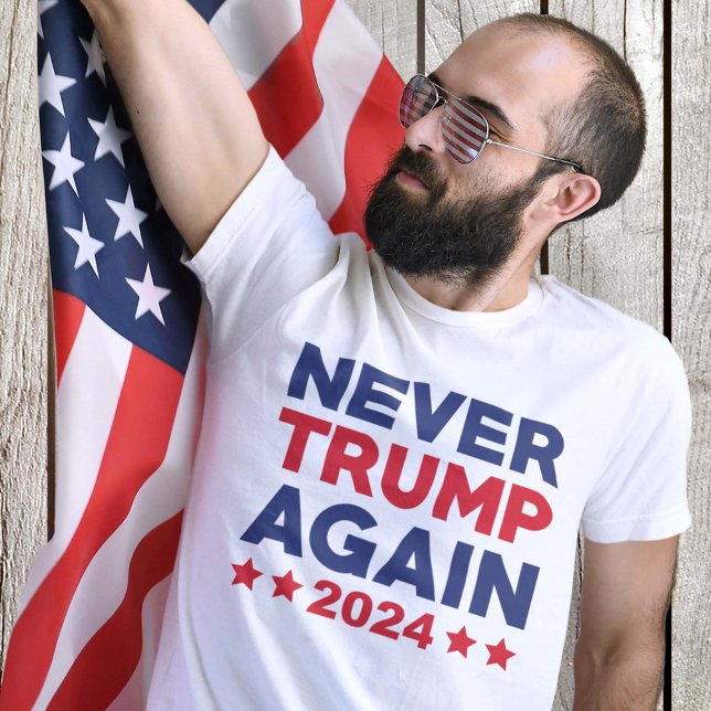 T-shirt Trump et 2024 (Créateur téléchargé)