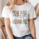 T-shirt "Tu En Es Assez. Toujours" Lettres Retro Grunge<br><div class="desc">Faites preuve d'amour-propre et d'autonomisation avec le "Vous êtes assez. Toujours" T-shirt Lettres Grunge Rétro. Doté d'une police de grunge audacieuse et d'inspiration vintage, ce t-shirt offre un message intemporel de confiance et de valeur. Le lettrage désespéré ajoute une touche élégante et pointue au design, ce qui en fait un...</div>