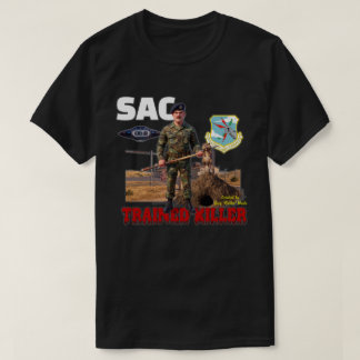 T-SHIRT TUEUR FORMÉ PAR LE SAC