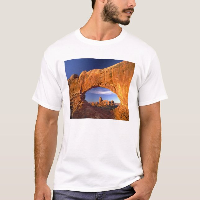 T-shirt Turret Arch, Arches National Park, Utah, États-Uni (Devant)