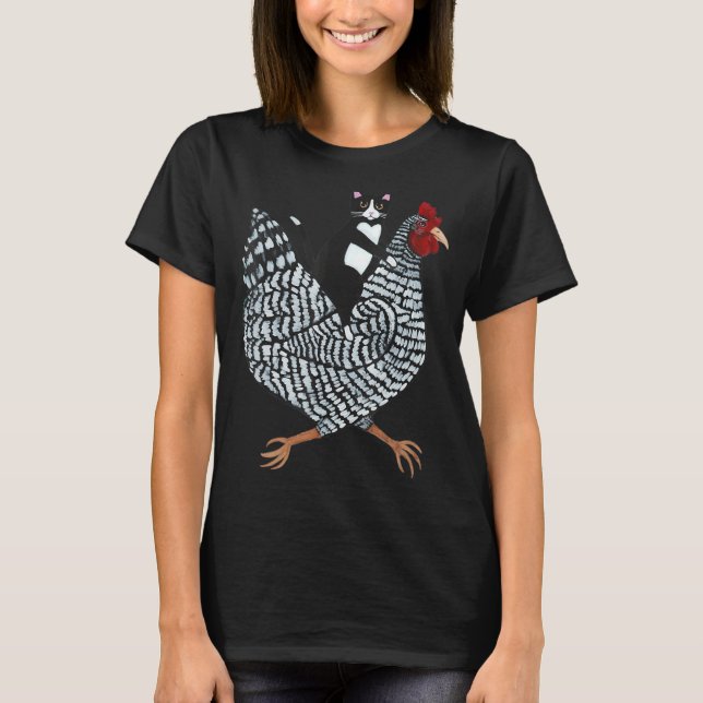 T-shirt Tuxedo Chat sur un mème de poulet (Devant)