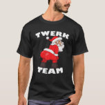 T-shirt Twerk Team Christmas Twerking Santa Claus<br><div class="desc">Si vous cherchez un design parfait de Noël de famille de jumelage pour hommes,  femmes,  fils,  fille,  petit-fils,  petite-fille,  vous l'avez trouvé! Portez des vêtements Twerk Christmas Team à la fête de Noël à thème de la veille de Noël et fêtez la saison des fêtes de Noël.</div>