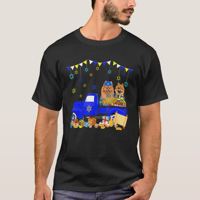 T-shirt Two Hanukkah Pomeranians On Pickup Truck With Meno (Devant)