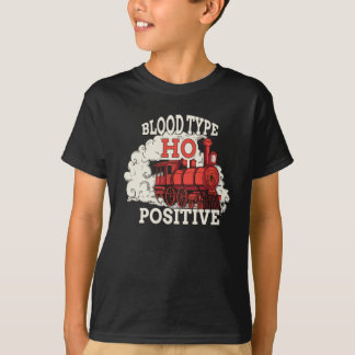 T-shirt Type de sang HO Tenue positive pour un modèle