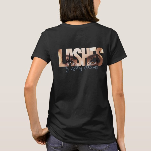 T-shirt Typographie moderne "LASHES by" lash artiste (Dos)