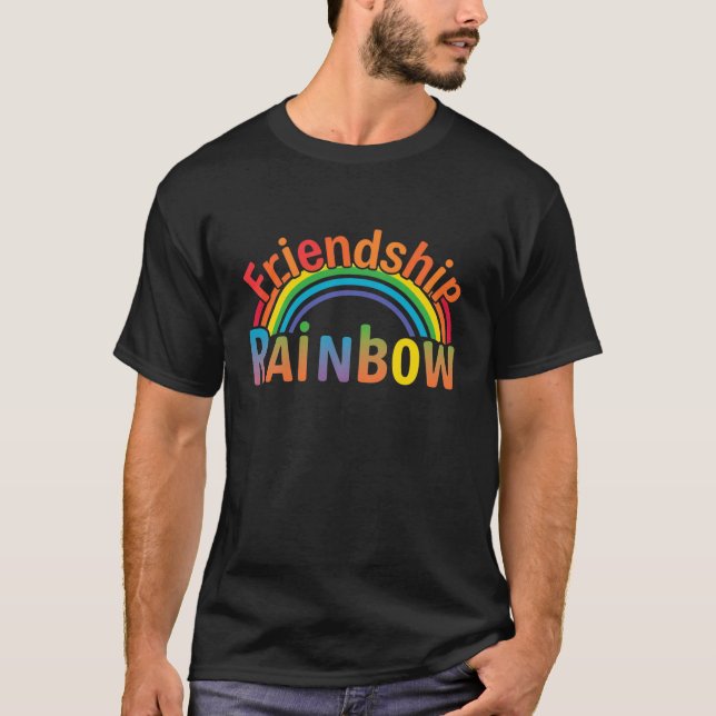T-shirt Typographie Rétro Arc-en-Ciel d'Amitié  (Devant)