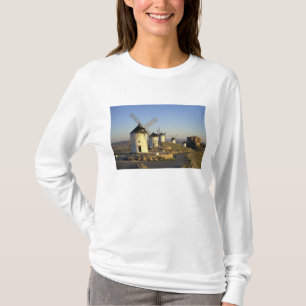 T-shirt UE, Espagne, La Mancha, Consuegra. Moulins à vent 