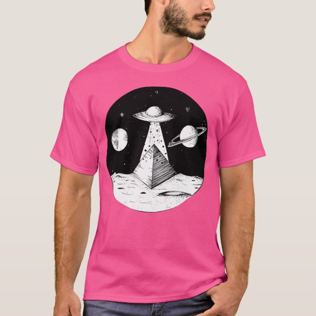T-shirt Ufo Enlevant Une Pyramide Avec Des Planètes Étoile (Devant)