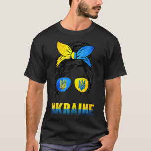 T-shirt Ukraine Messy Bun Portant des lunettes de drapeau