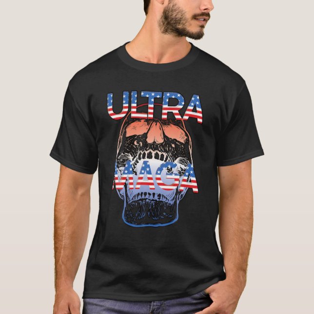 T-shirt Ultra Maga Rouge Blanc Et Bleu Crâne Républicain P (Devant)
