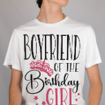 T-shirt Un ami de l'équipe de filles d'anniversaire qui co<br><div class="desc">Vous cherchez la meilleure façon de montrer à votre famille et à vos amis combien vous les aimez lors de votre journée spéciale? Ne cherchez pas plus loin que nos chemises personnalisées pour l'équipe d'anniversaire ! Ces chemises sont parfaites pour fêter avec vos proches, et faire un grand cadeau pour...</div>