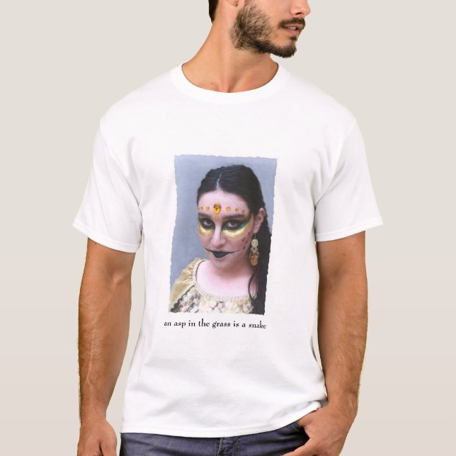 T-shirt Un asp dans l'herbe (Devant)