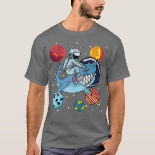 T-shirt Un Astronaute À L'Oreille De Requin Mélange Dans L