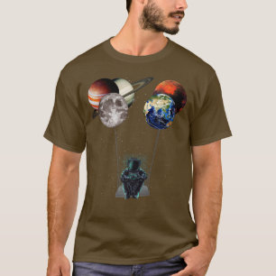 T-shirt Un astronaute avec des ballons planètes se balança