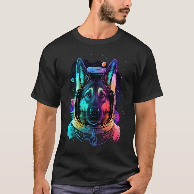 T-shirt Un astronaute berger allemand dans le Cool spatial (Devant)