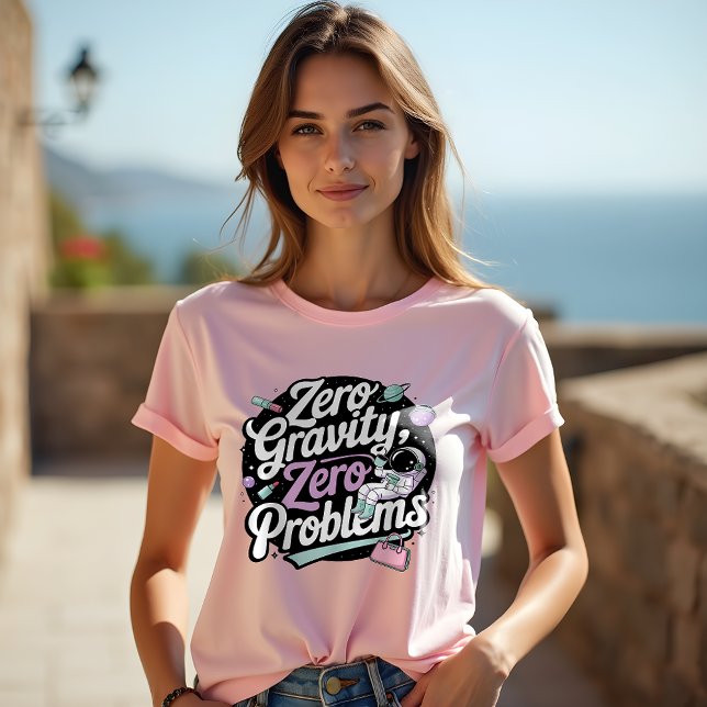 T-shirt Un astronaute en lice Sipping Coffee in Space (Créateur téléchargé)