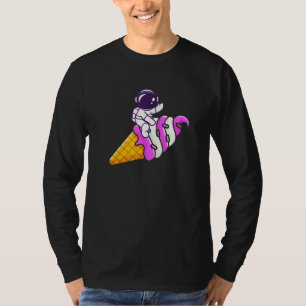 T-shirt Un Astronaute Sur Le Cône De Crème Glaciaire Vacan