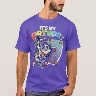T-shirt Un astronaute sur requin 7e anniversaire garçon fi