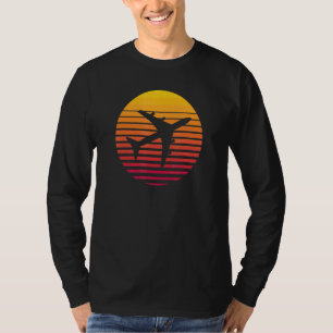 T-shirt Un avion à réaction 747 de coucher de soleil vinta