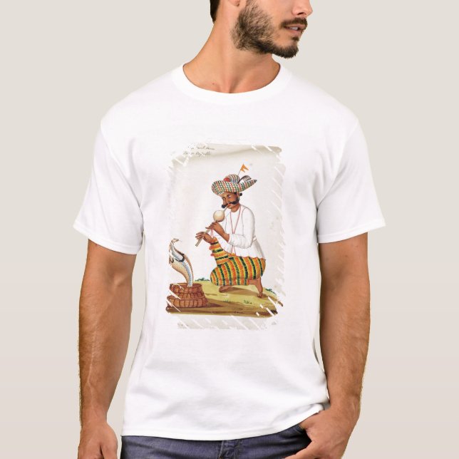 T-shirt Un charmeur indien de serpents avec une Cobra, d'u (Devant)