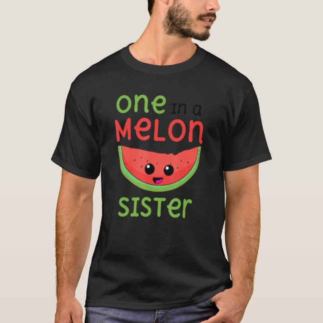 T-shirt Un Dans Un Groupe De Soeurs Melon Party Correspond (Devant)