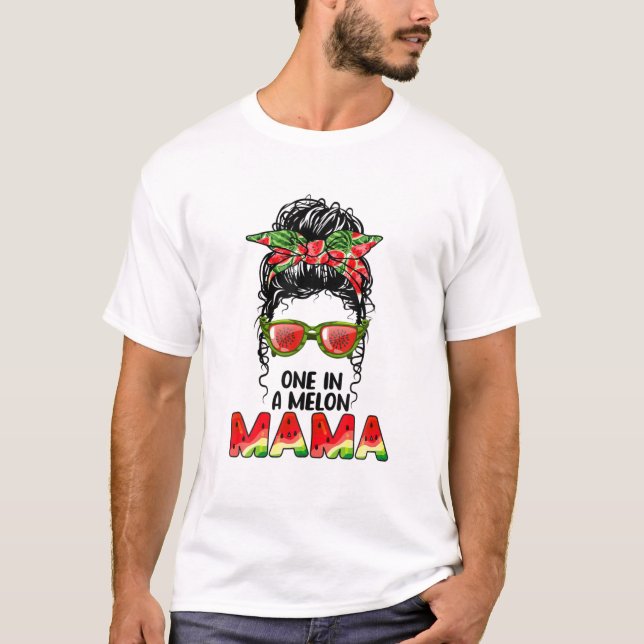 T-shirt Un Dans Un Melon Mama Messy Bun Watermelon Summer  (Devant)