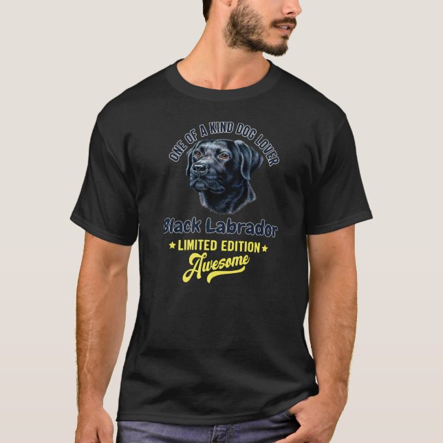 T-shirt Un des chiens sauvages Black Labrador (Devant)
