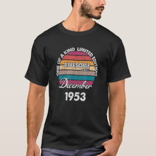 T-shirt Un Des Genres Né En Décembre Étonnant Depuis 1953