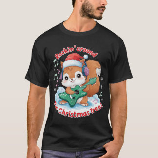 T-shirt Un écureuil qui roche une guitare d'arbre de Noël