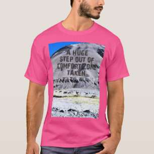 T-shirt Un Énorme Pas En Dehors De La Zone De Confort Pris