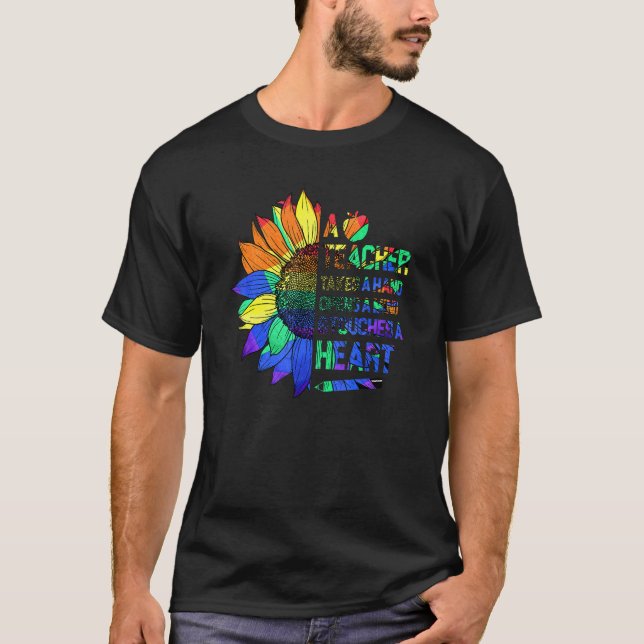 T-shirt Un Enseignant Prend Une Main Ouvre Un Esprit Et To (Devant)
