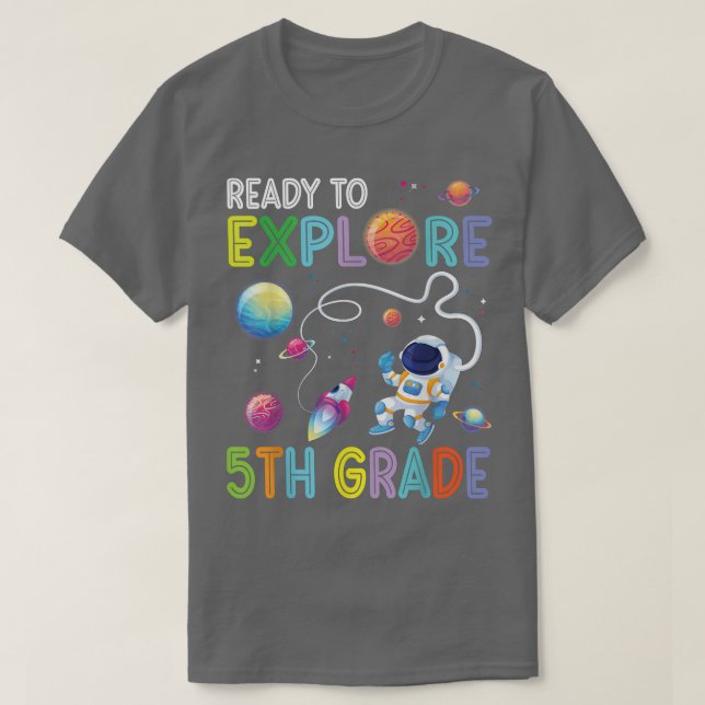 T-shirt Un Étudiant En Astronaute Revient À L'École Prêt À (Design devant)