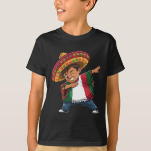 T-shirt Un garçon mexicain Dabbing Poncho Fiesta Cinco De