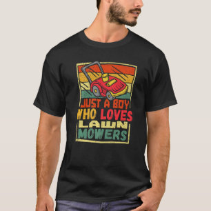 T-shirt Un Garçon Qui Aime Les Mowers De Pelouse Rétro Mow