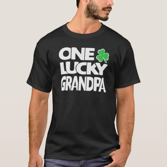 T-shirt Un grand-père chanceux C Mens Jour de la Saint Pat (Devant)