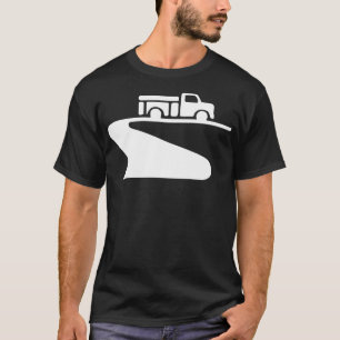 T-shirt Un gros camion roulant sur une route de couleur