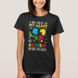 T-shirt Un gros morceau de mon coeur a l'autisme Elle est