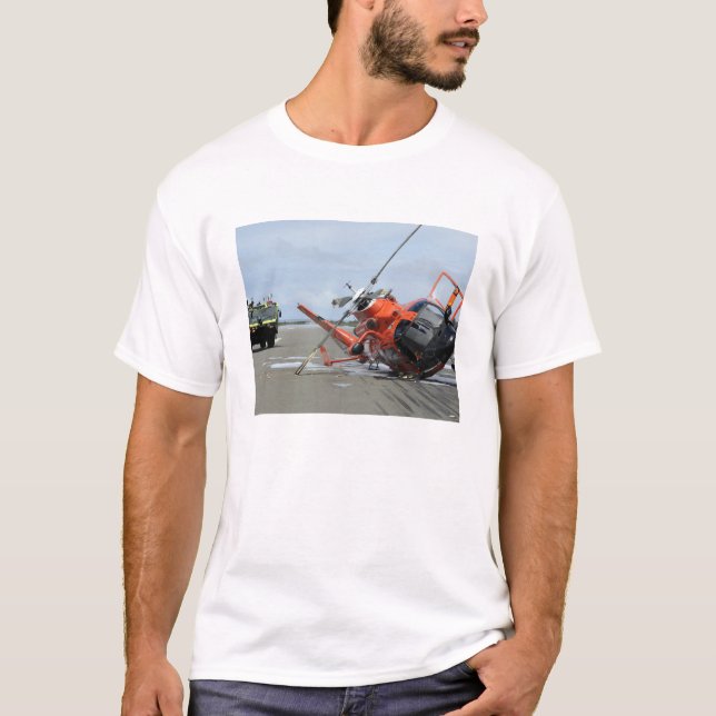 T-shirt Un hélicoptère Dolphin MH-65 de la Garde côtière a (Devant)