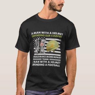T-shirt Un Homme Avec Un Casque Défendant Notre Pays Améri