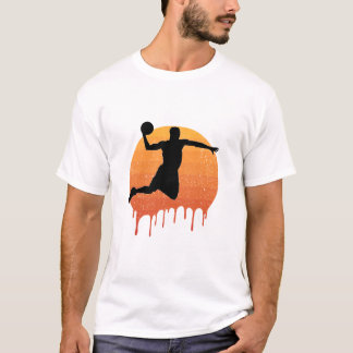 T-shirt Un Homme vintage Qui Saute Avec Le Basket