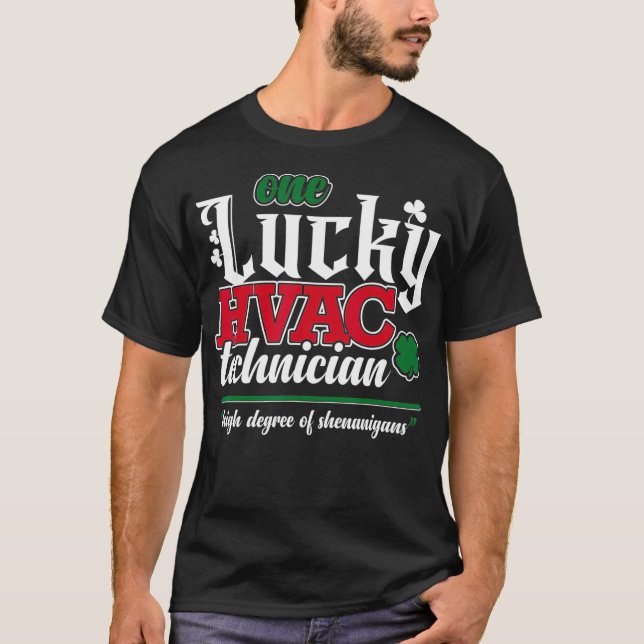 T-shirt Un ingénieur HVAC chanceux Funny réparateur AC Hum (Devant)