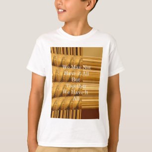 T-shirt Un message inspirant avec la conception africaine 