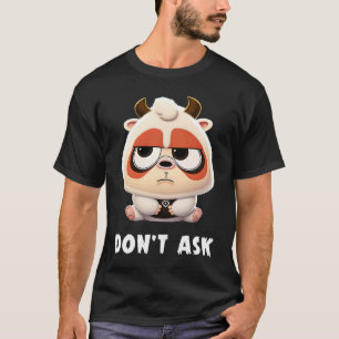T-shirt Un mignon petit ours en peluche avec des cornes qu
